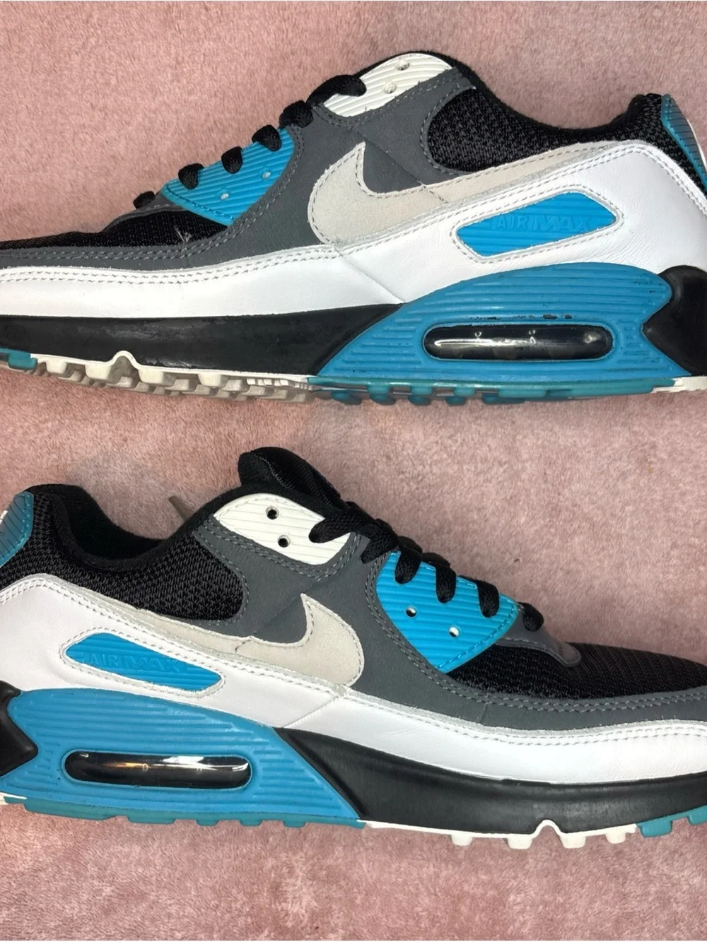 Nike Air Max 90 Men’s Size 11 Sneakers Black Grey Blue CT0693-001